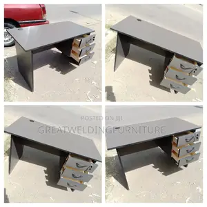 Generic Grey L- Shaped Office Desk M
