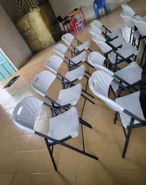 Home Furniture :White Folding Chairs