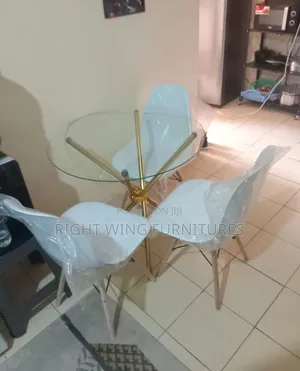 Home Furniture :White Plastic Dining Seats+Round Table
