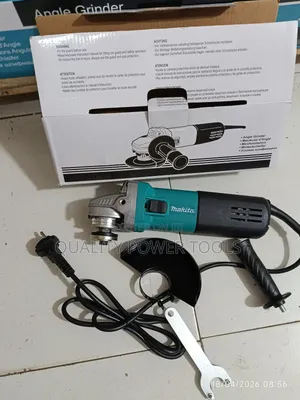 Makita Grinder 4 Inch