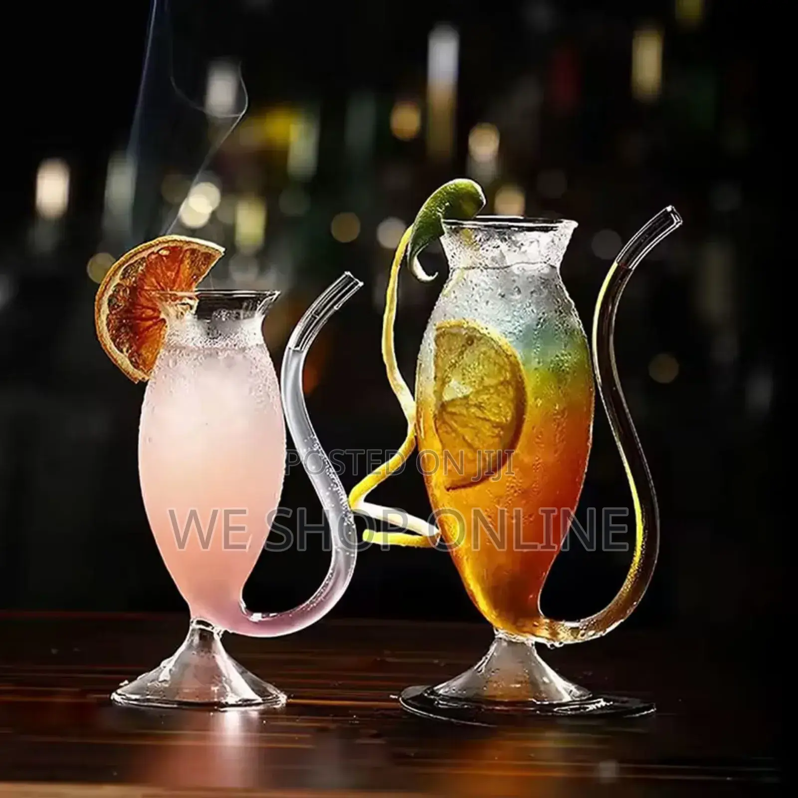 Curvy Wine Glasses, Capacity 300 Ml