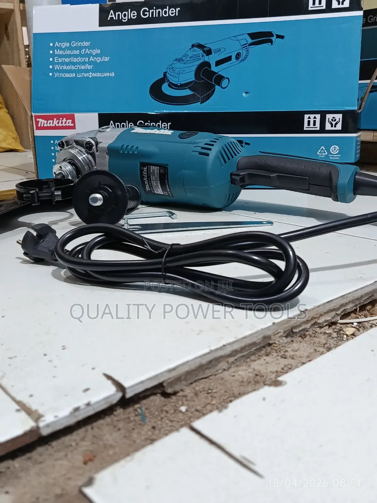 Makita Grinder 9inch