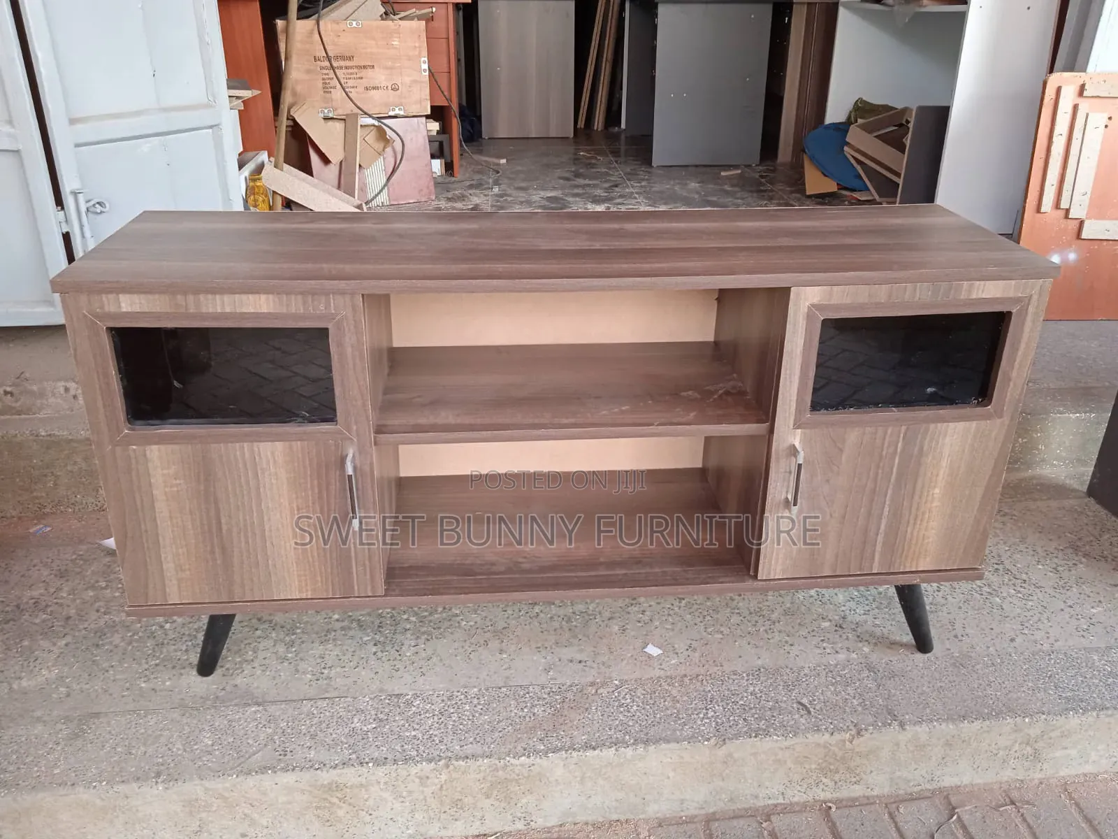 American Tv Stand