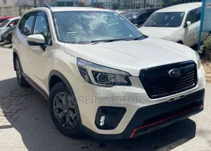 Subaru Forester 2018 White