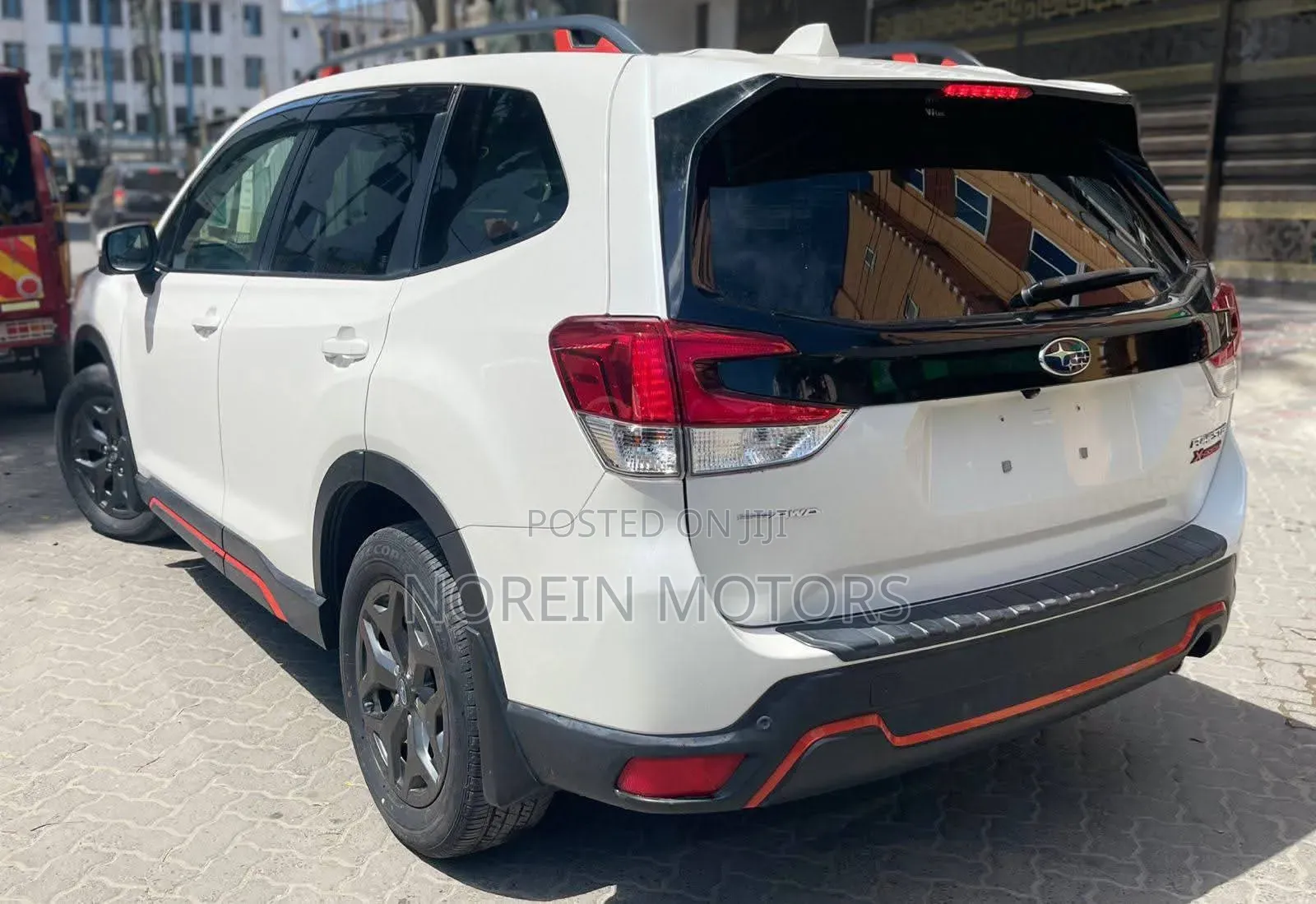 Subaru Forester 2018 White