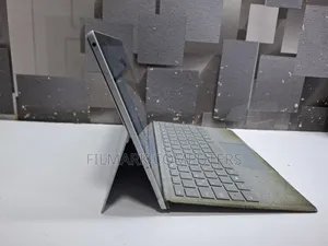 Laptop 8GB Intel Core i5 SSD 256GB