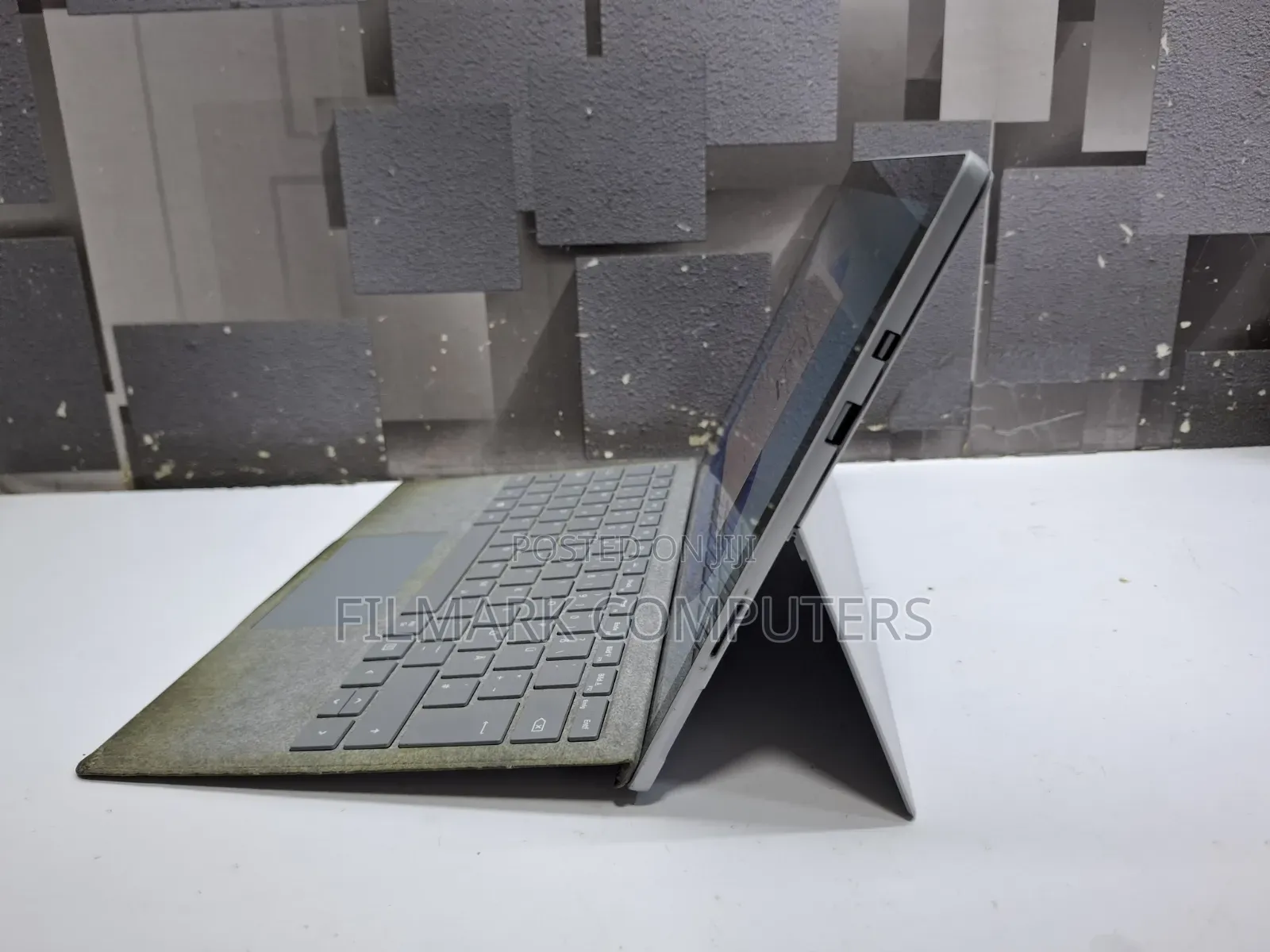 Laptop 8GB Intel Core i5 SSD 256GB