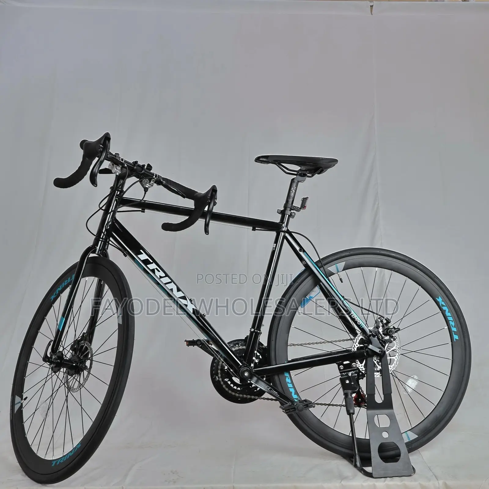 Trinx Tempo 1.1 700c - Lightweight Road Performance