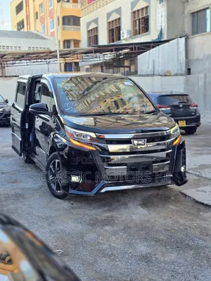 Toyota Noah 2.0 FWD (8 Seater) 2019 Black