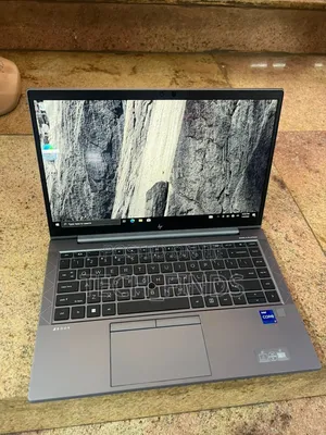 Laptop HP ZBook Firefly G8 16GB Intel Core i7 SSD 512GB