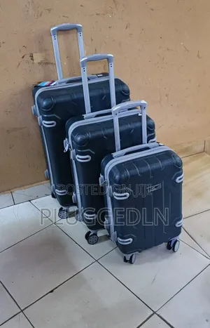 3 in 1 Luxurious Fibre Suitcase*