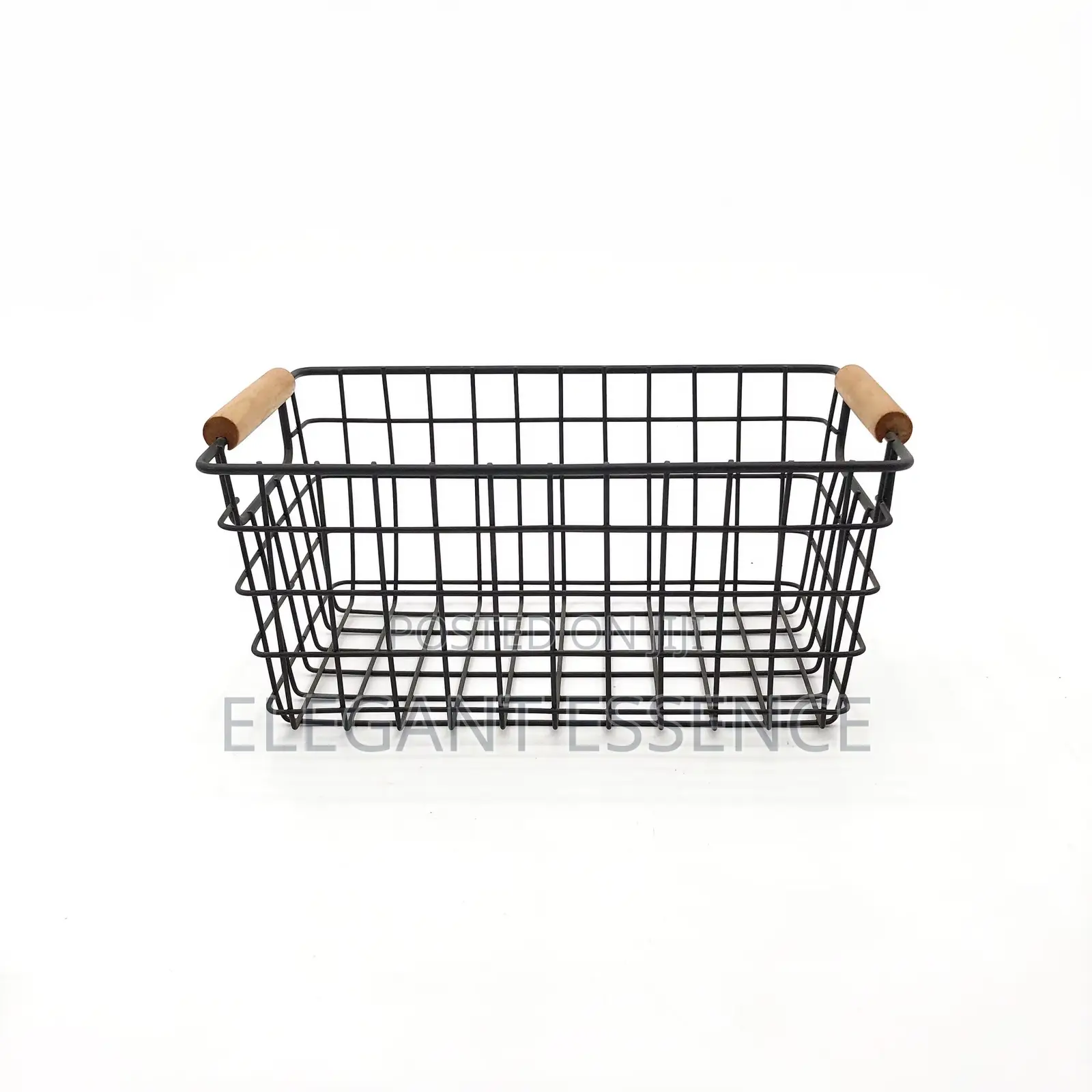 Metallic Mesh Basket With Wooden Handle