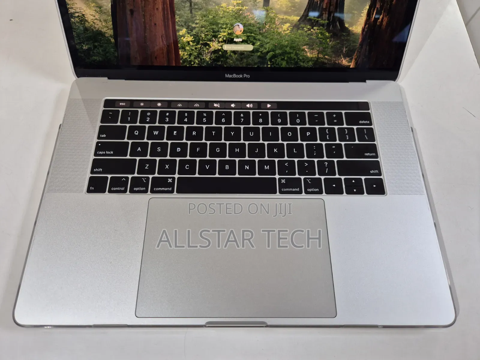 Laptop Apple MacBook Pro 2019 16GB Intel Core i9 SSD 512GB