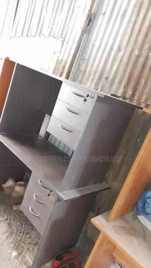 0.9m Grey Office Desk G