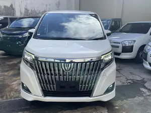 Toyota Esquire 2.0 FWD (7 seater) 2019 White