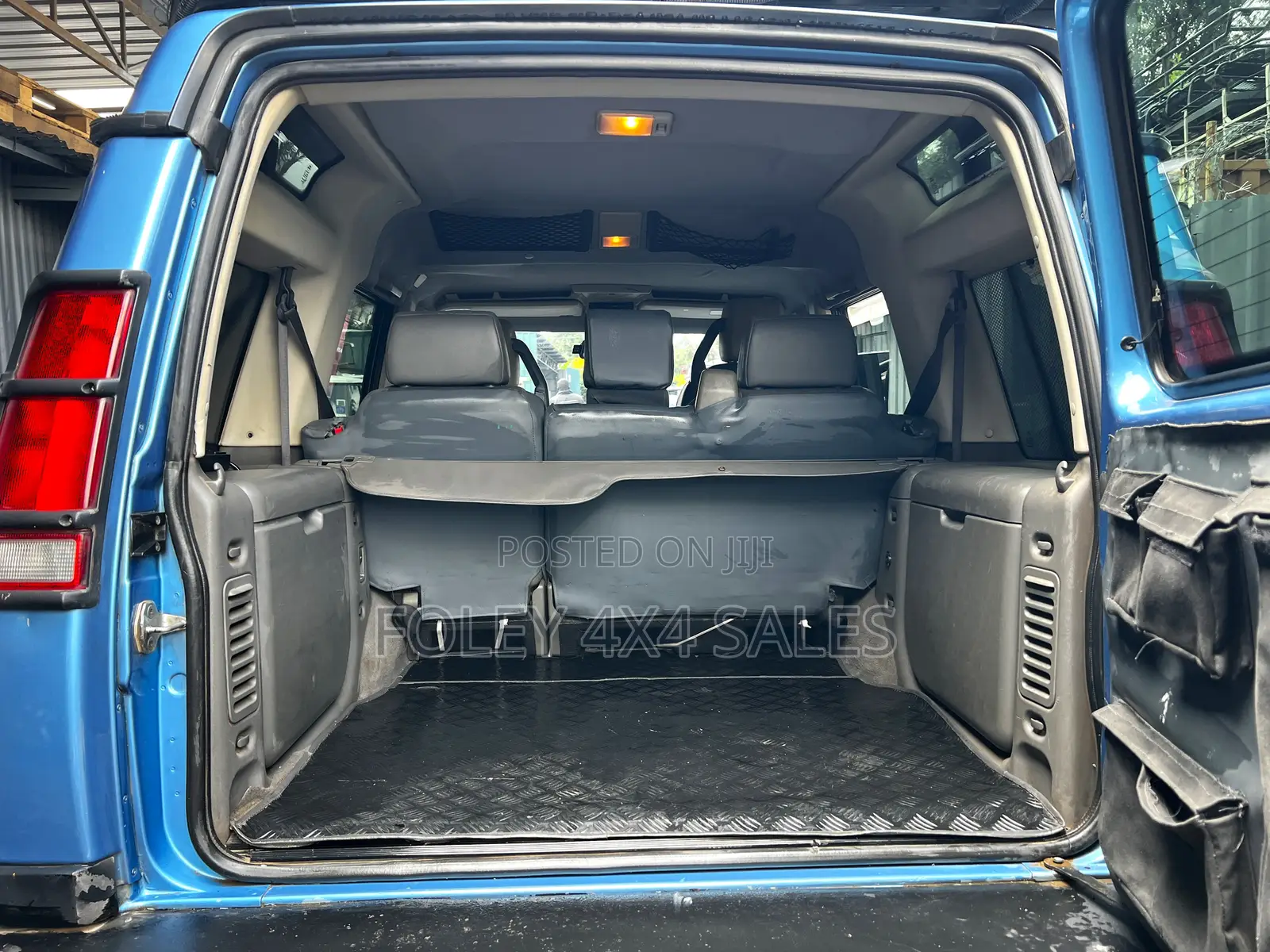 Land Rover Discovery 1995 Blue