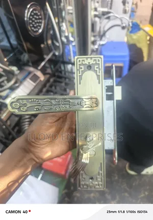 Medium Fealty Door Lock for Steel Doors