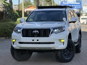 Toyota Land Cruiser Prado 2.7 2019 White