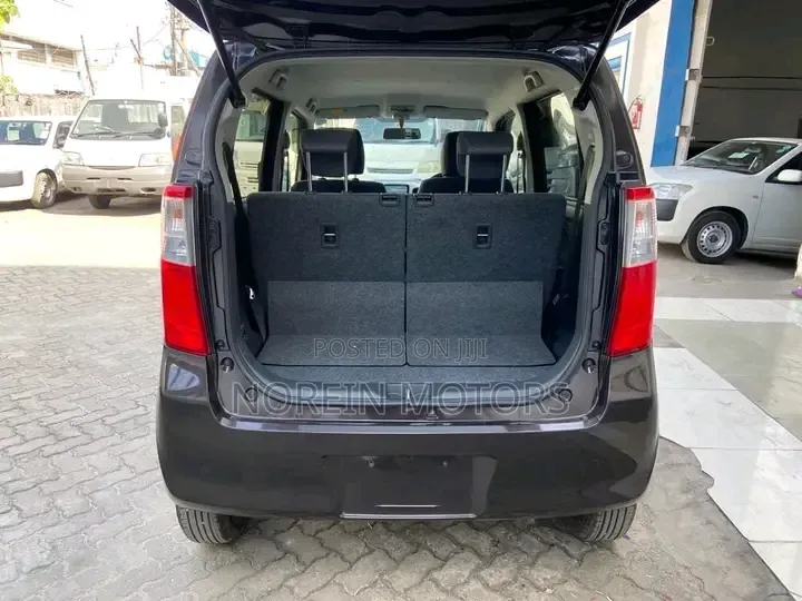 Suzuki Wagon R 2019 Maroon