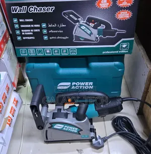 Total 1600w Power Action Wall Chaser