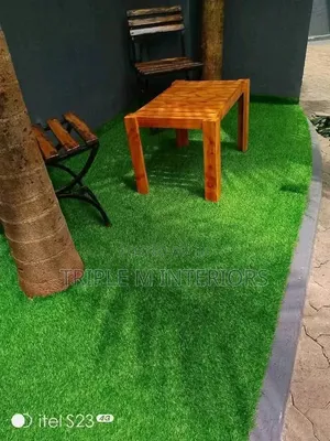 Realistic Garden Grass Mat for Elegant Spaces