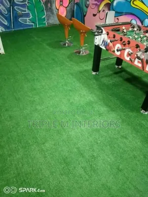 Evergreen Synthetic Grass Carpet for Home Decor