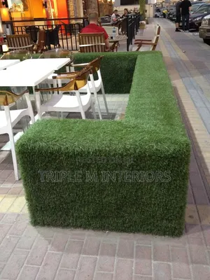 Unique Green Décor Ideas Using Artificial Lawn Grass