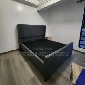 Black Bed Size 5 By 6