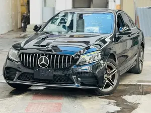Mercedes-Benz C200 2020 Black