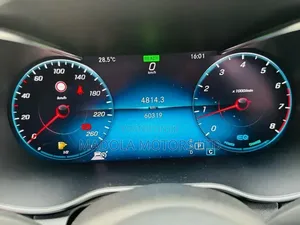 Mercedes-Benz C200 2020 Black