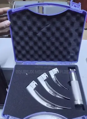 Complete 3 Blades Laryngoscope