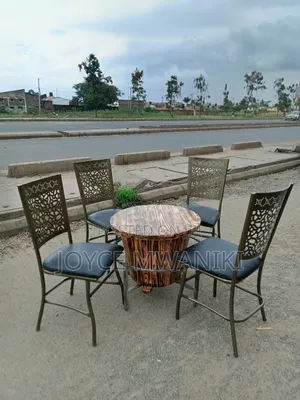 Restaurant Set, With Barrel Low Table 