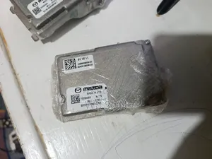 Mazda 3/Mazda Cx3 Front Windscreen Camera