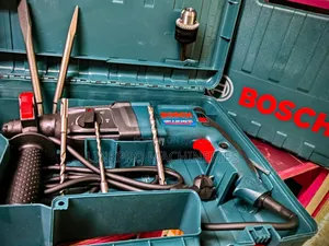 800 Watts Bosch Rotary Hammer