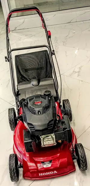 Honda 7.5hp 196cc Self-Propelled Lawnmower
