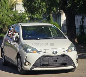 Toyota Vitz 1.0 FWD 5dr 2019 Off white