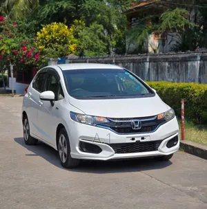 Honda Fit 2019 Pearl