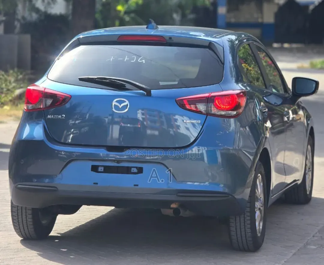 Mazda 2 2019 Blue