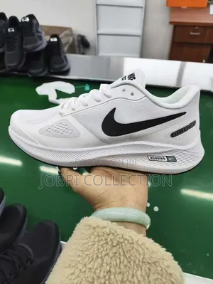 Nike Zoom Structure 7x Trainer Sneakers