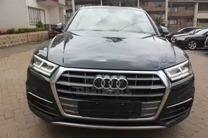Audi Q5 2.0T Premium AWD quattro 2019 Black