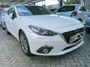 Mazda Axela 2015 White