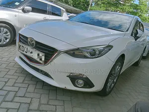 Mazda Axela 2015 White