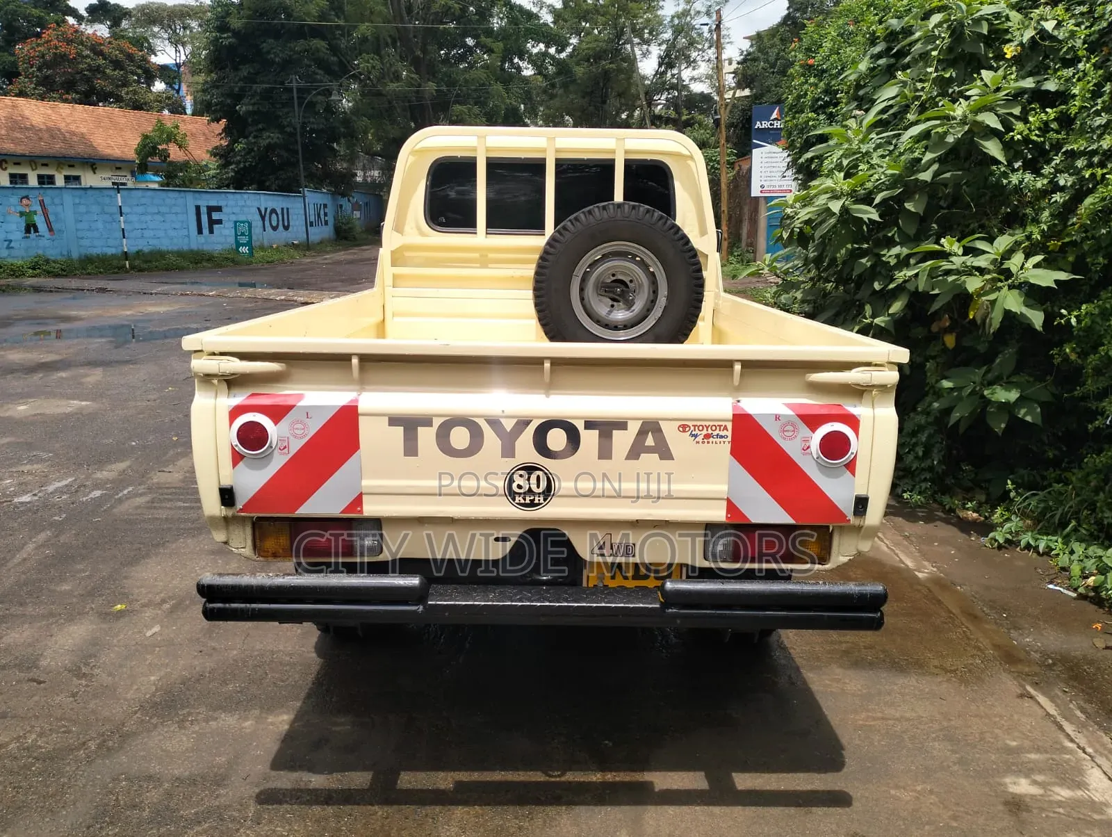 Toyota Land Cruiser 2003 Beige