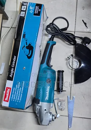 Makita 230mm (9-Inch) 2200w Heavy Duty Angle Grinder