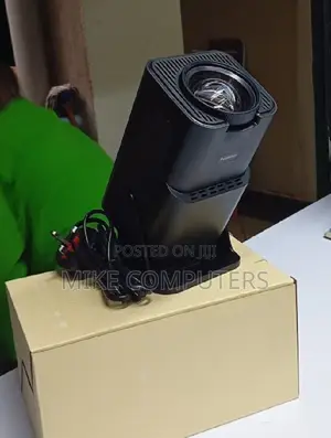 New Arrival Hy 320 Black Android Projector.