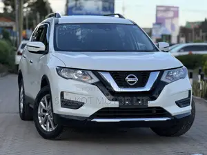 Nissan X-Trail 2.0 Petrol FWD 2019 White