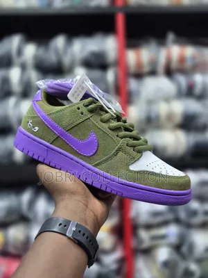 Nike Sb Dunk Low "4/20" Concept Sneakers