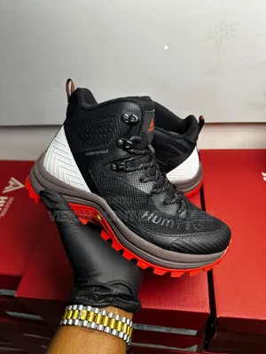 Hiking Boots Waterproof