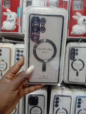 Transparent Magnetic Phone Case for the Samsung Galaxy S25 Ultra