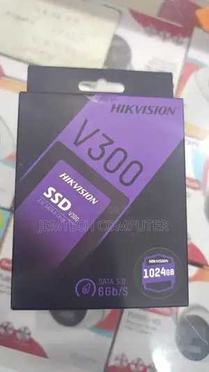 Hikvision V300 1tb 2.5" Sata SSD Read Speed: 565 Mb/S,